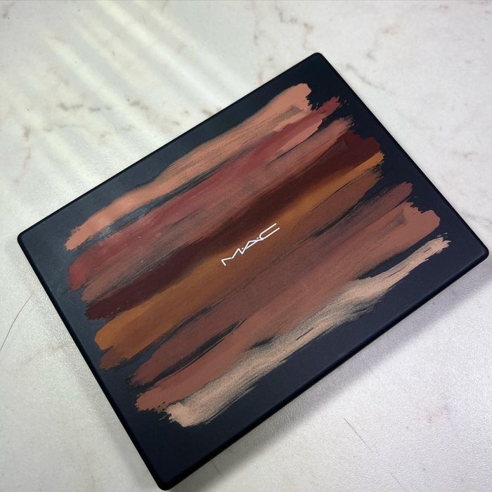 MAC Cosmetics Art Eyeshadow Palette: Nude Model