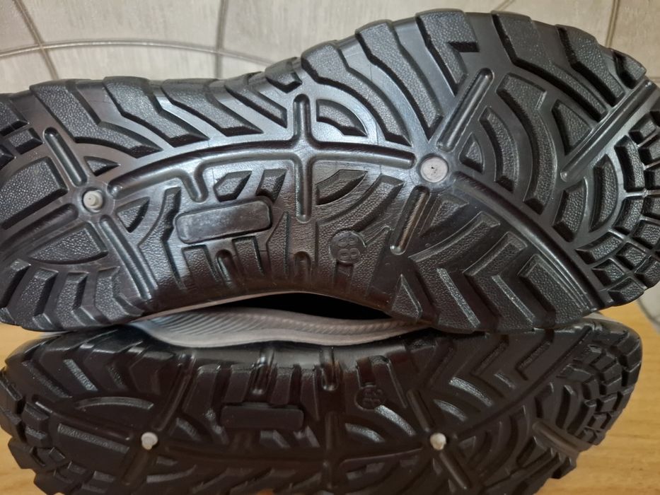 Продам Ботинк 5500т