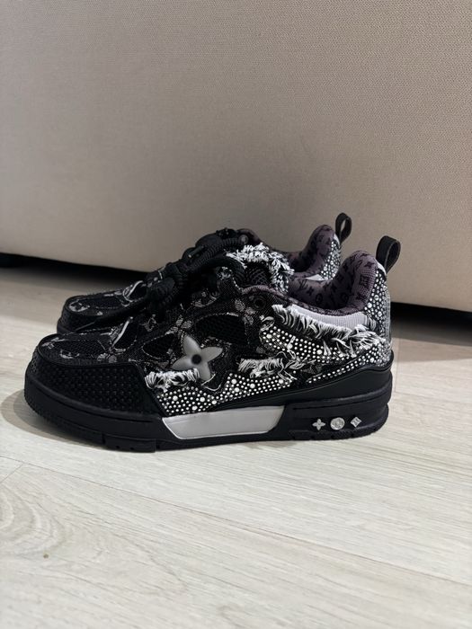 Louis Vuitton Train Skate Swarovski cristale