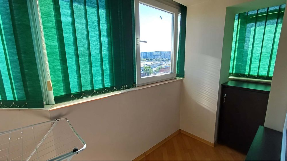 Inchiriez apartament in Oradea-  100mp