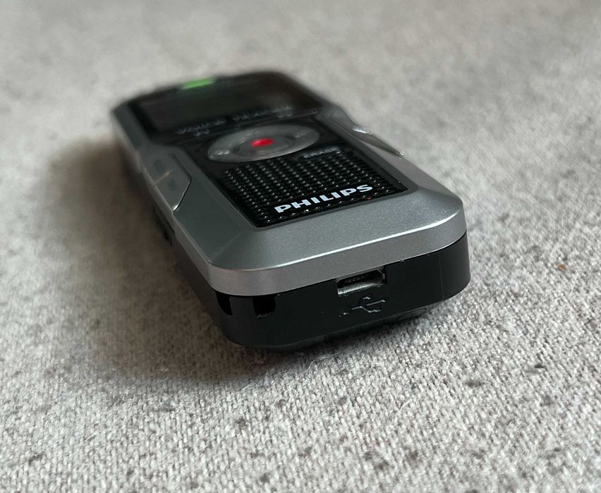Reportofon Philips DVT7000 stare foarte bună, calitate pro
