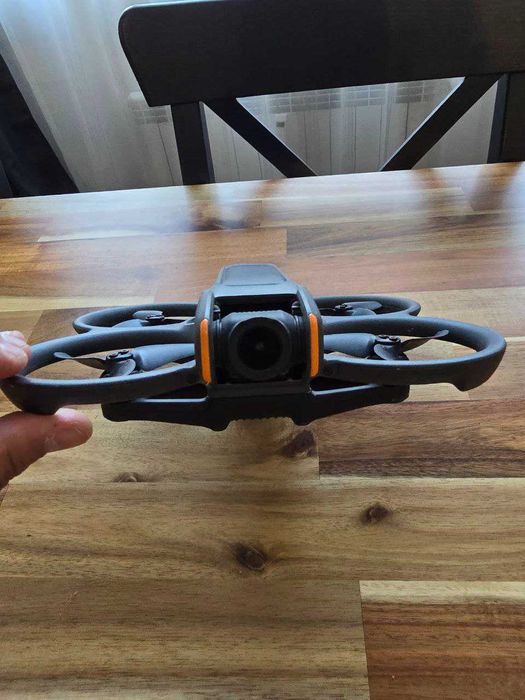 DJI Avata 2 – комплект, леки следи от употреба