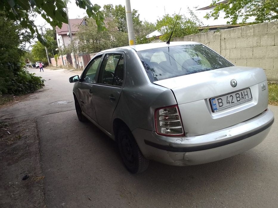 Usi Skoda Fabia 1 portbagaj stopuri geamuri plafon punte far oglinda