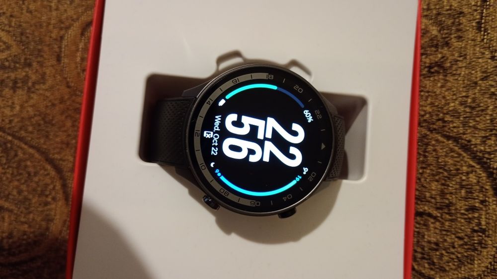 Смарт часовник OnePlus Watch 2R - плащай от китката с Google Pay (NFC)