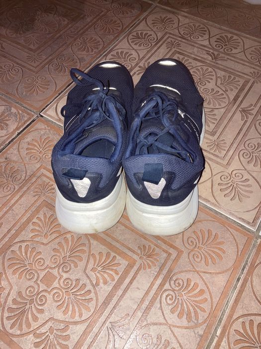 Отдам всю обувь за 6000 тг