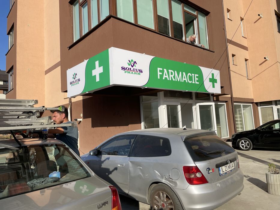 Banner, mash , autocolant, casete luminoase, steaguri