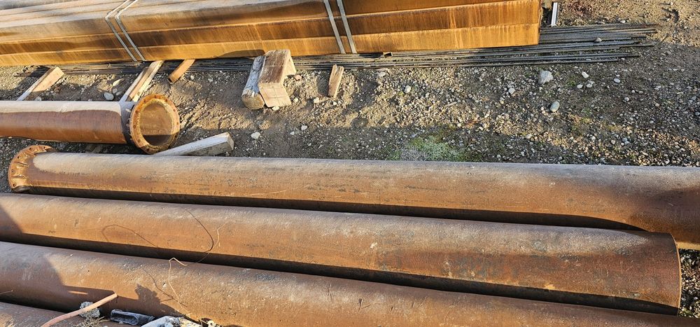 Трубо сотилади 325×10 4 метрлик 4 дона бор