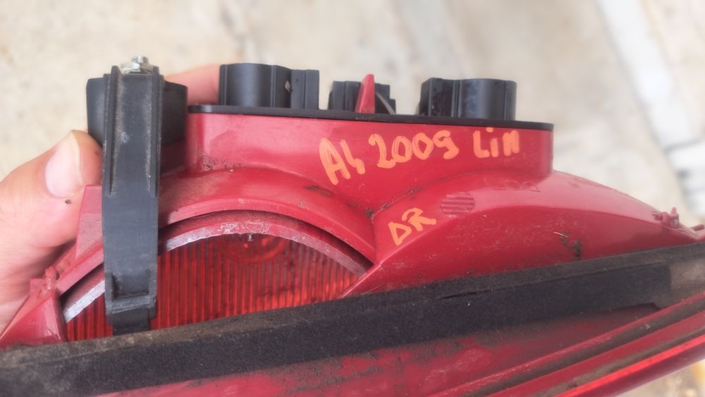 Stop Audi A4 B8 Spate Dreapta Haion