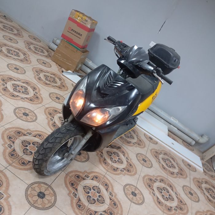 Продам скутер.  .