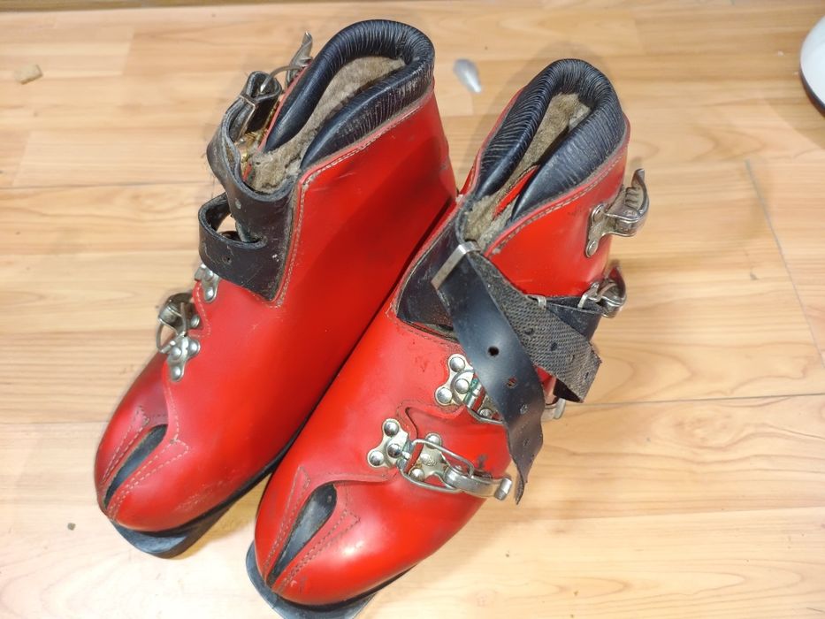 Bocanci ski vintage de colectie anii 1930-1940 interior blana