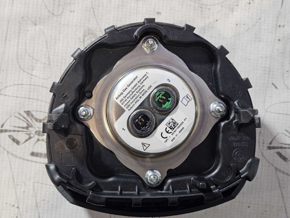 Airbag volan șofer BMW Seria 1 E81 E87 / Seria 3 E90 E91 2004-2013 2011 2.0d 105kW Cod OEM: 326884664-05, 326884664, 32306884664 (5E3)