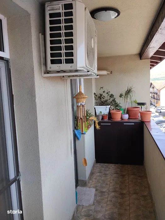 Apartament cu 2 camere, 49 mp, balcon, zona Terra