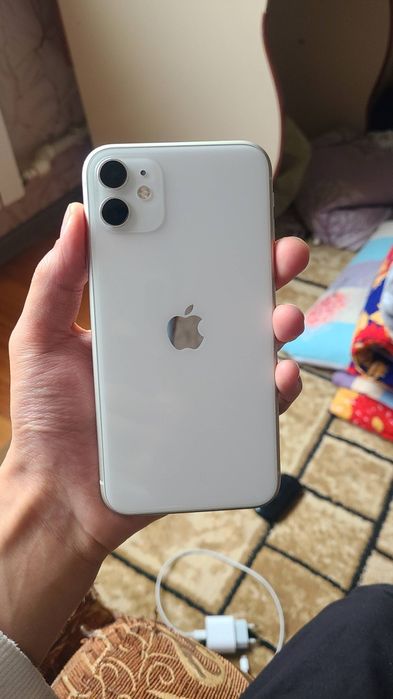 iPhone 11 128 talik katobka stochna