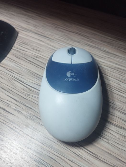 Мышка Logitech с адаптером