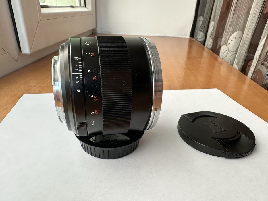 Carl Zeiss Planar T* 85mm f/1.4 ZE для Canon