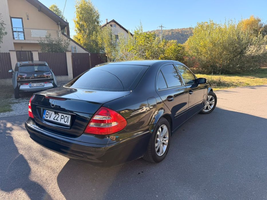 MERCEDES-BENZ E-Class 2004 — imagine 2