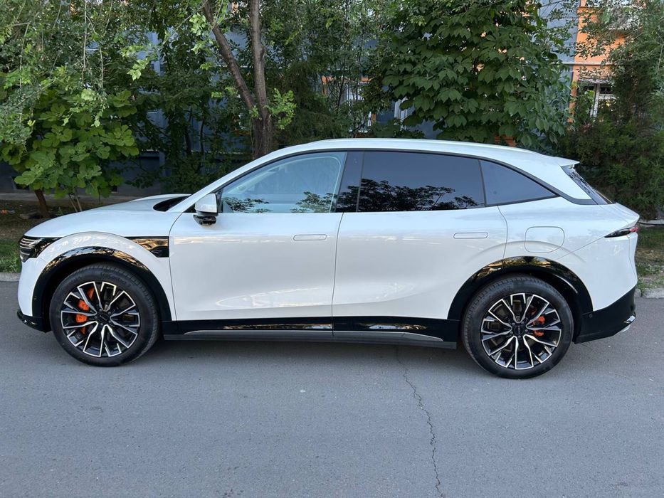 Zeekr 7x standart 75 квт 2024.08