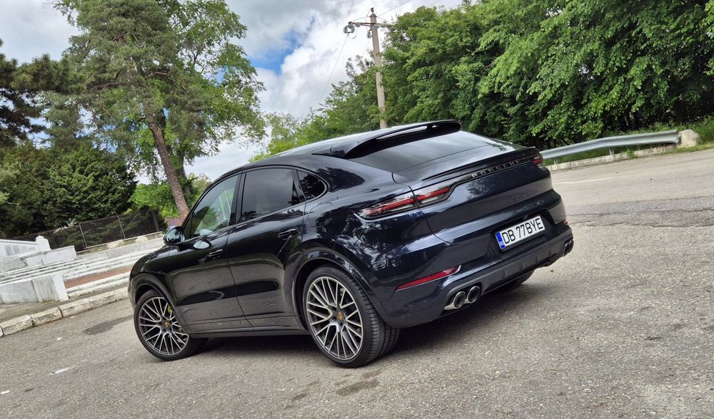 Porsche Cayenne Coupe E-Hybrid 470cp, TVA deductibil