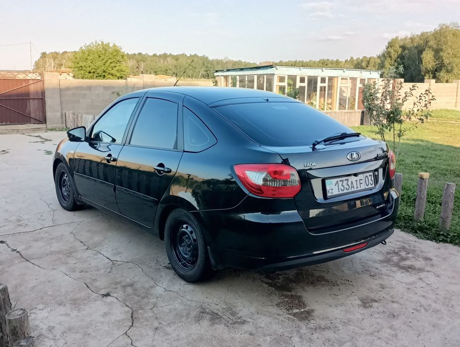 Продам гранта лифтбек