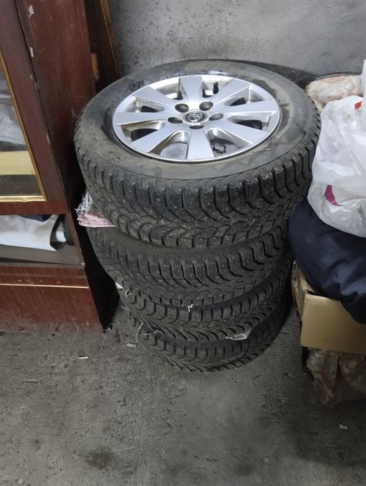 Продам диски  Тойота Камри