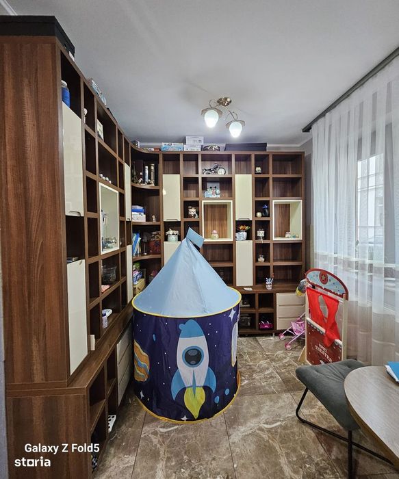 Apartament 4 camere la casă, Oradea (lângă Podul Centenarului)
