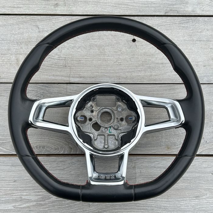 VW Волани Polo, Golf, Passat,Tiguan, Touareg