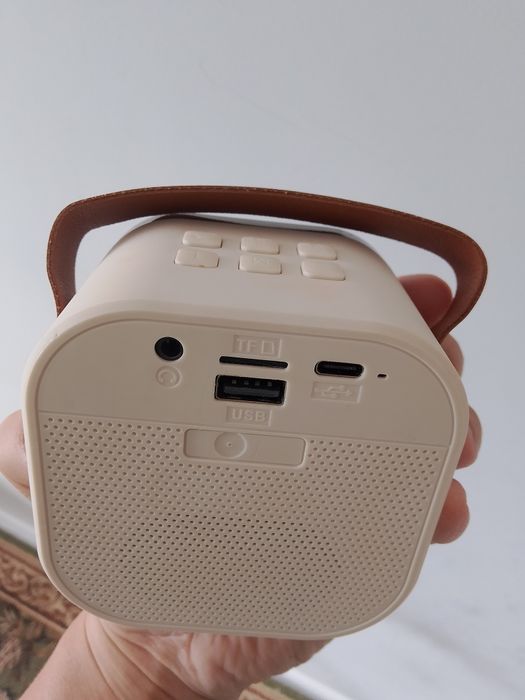 Продам колонку с микрофонами