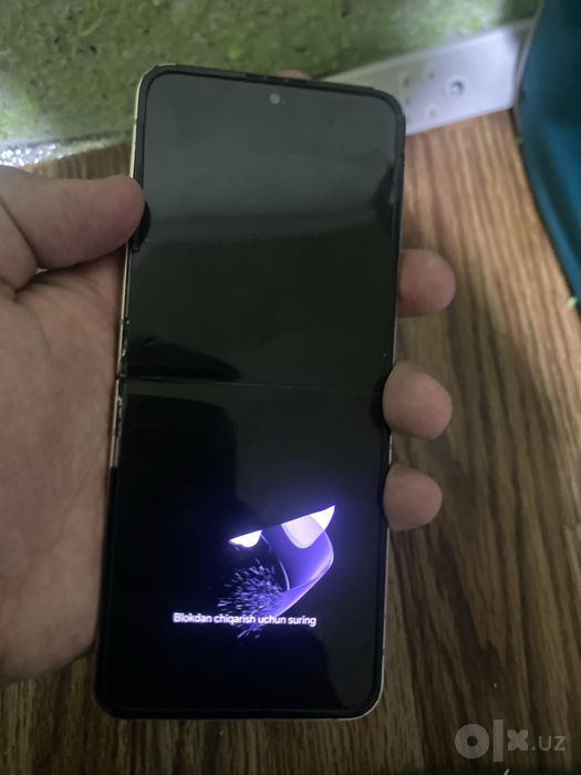 Samsung z flip 4 5G