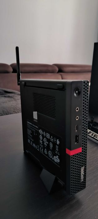 Lenovo ThinkCentre M920q Mini i3-8100T 8GB DDR4 256GB SSD Win11
