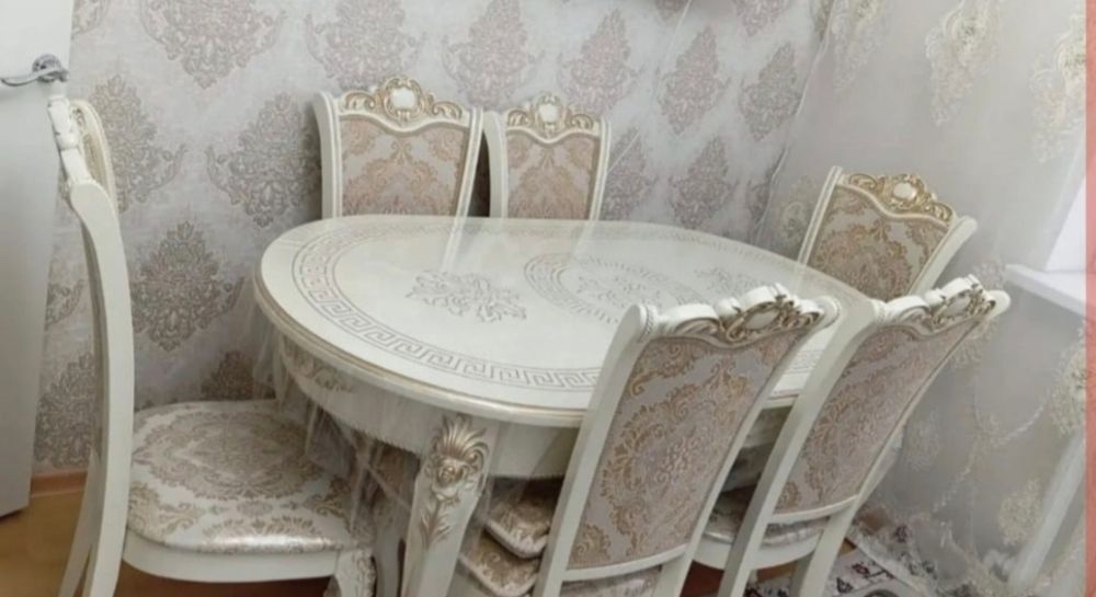 Продам стулья 6 шт новые
