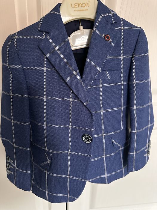 Продам детский пиджак