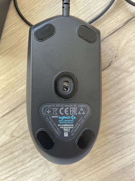 Logitech g102 игровая мышь , торг уместен