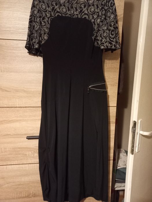 Дамска дълга рокля в черно