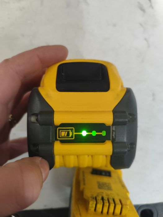 Батерии DeWALT Flex volt и Power stack