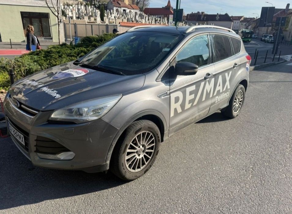 FORD Kuga 2013 — imagine 2