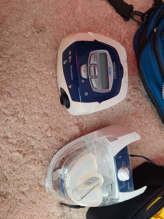 Aparat pentru apnee in somn Resmed s8 CPAP autoset spirit 2
