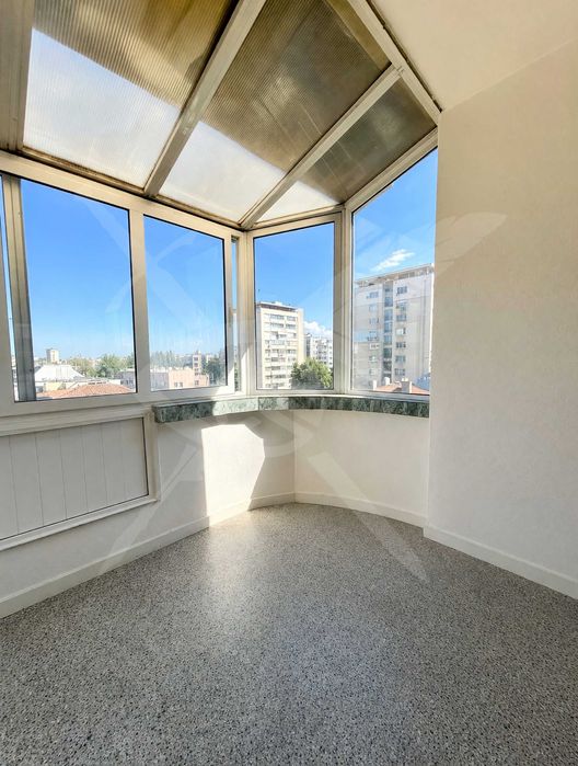 Продава се Тристаен апартамент в Пловдив, Център - 91 кв.м за 2198 €/кв.м - Снимка #1