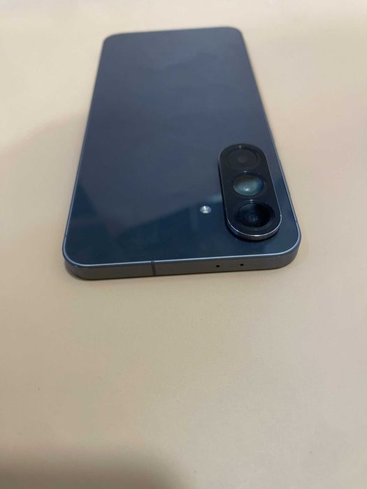 Hope Amanet P8 Samsung A56, 256GB stocare, 8GB RAM