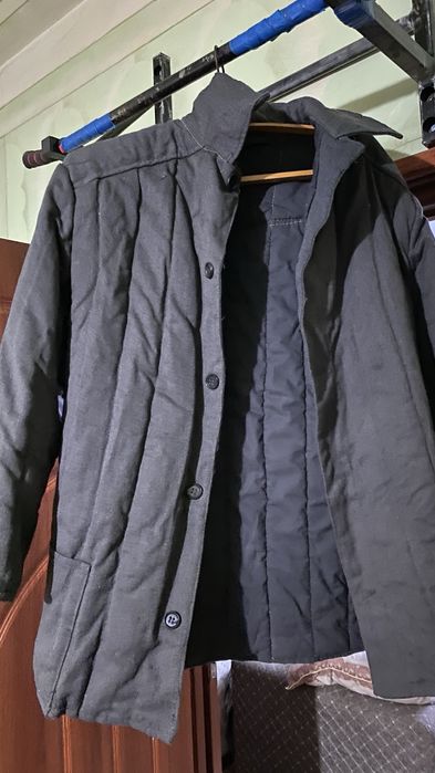 Продаю бушлаты спец одежду