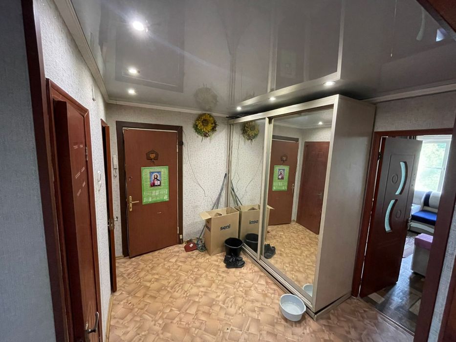 Продаётся 3х квартира ул Шакарима