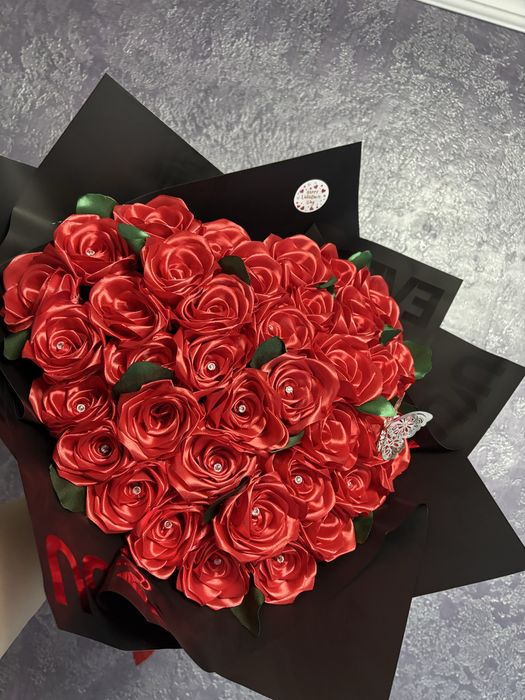 Букет из атласной ленты