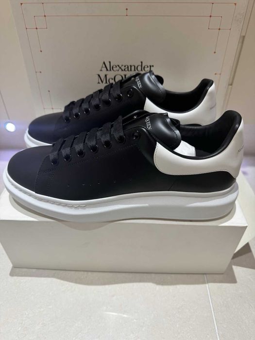 #SUMMER SALE# Alexander McQueen Sneaker Negru Cu Alb - Verificare Colet -