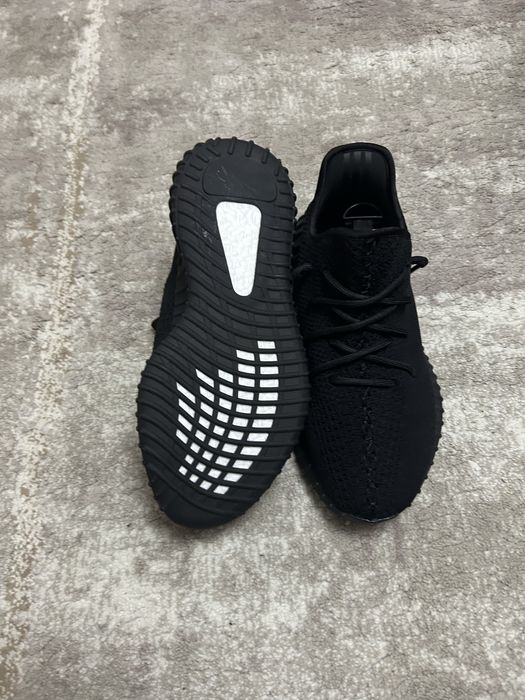 Adidasi yeezy 350 marimea 42