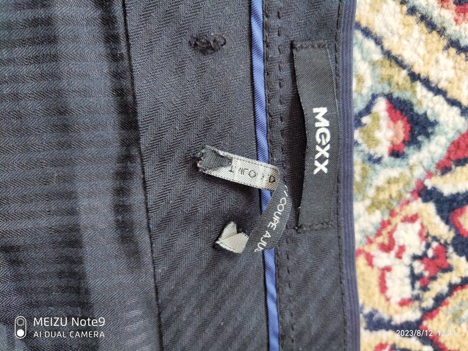 Новые Джинсы и брюки продам