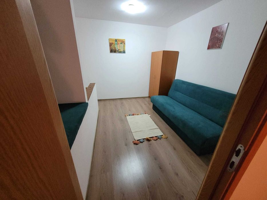 Apartament mansarda etaj 3 - proprietar