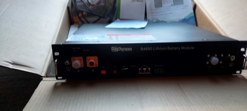 Baterie Dyness B4850 2,4kw