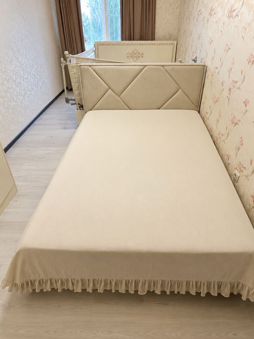 Кровать 200 на 160