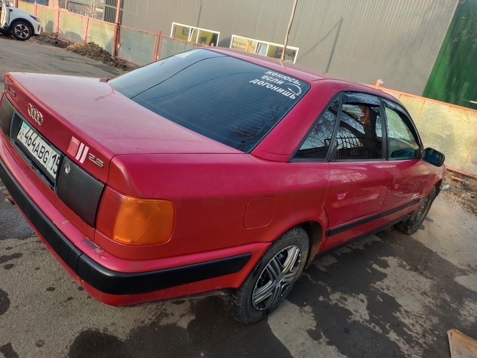 Продам Ауди 100 с4 2.6