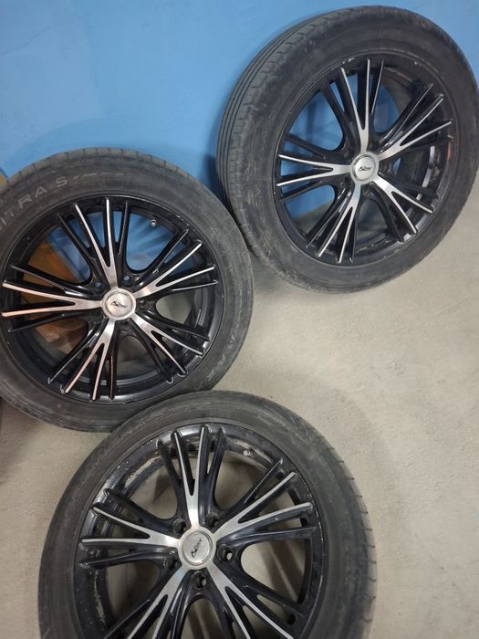 Продам диски с резиной