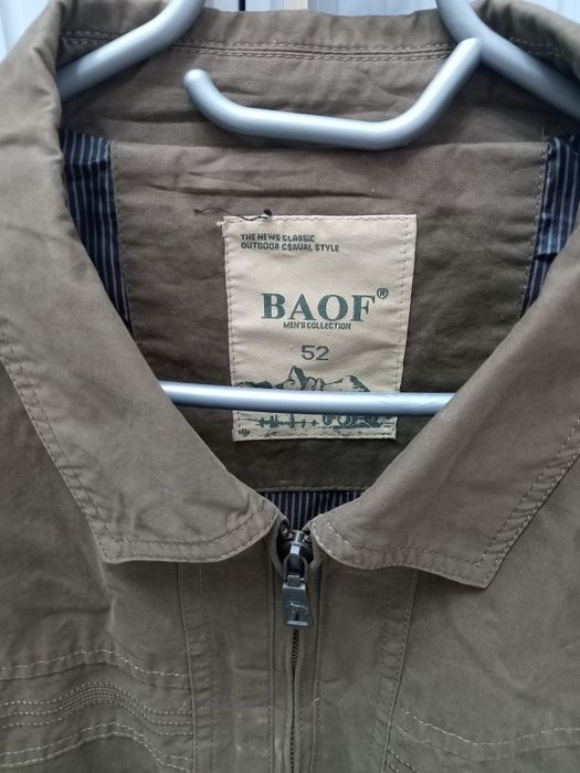 Продается мужской весенний куртка